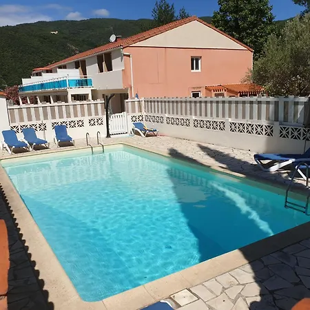 Apartment Le Lion D'or Dans Le 66 Amelie-les-Bains-Palalda